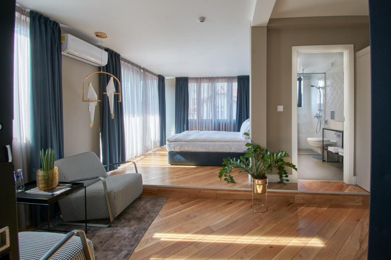 The Embassy Suites 소피아 외부 사진